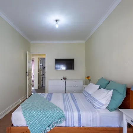 Evd-rentals Olival Bastos Homestay Lisbon