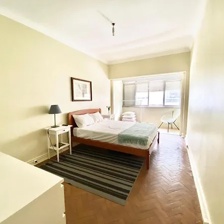 Evd-rentals Olival Bastos Homestay