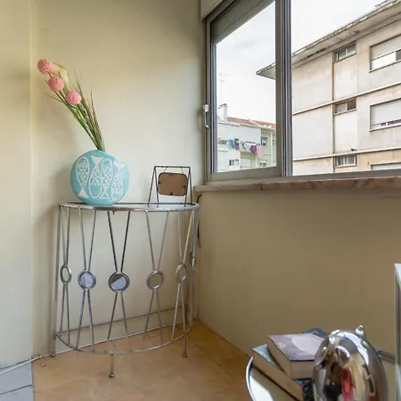 Rum i privatbostad Evd-rentals Olival Bastos Lisboa